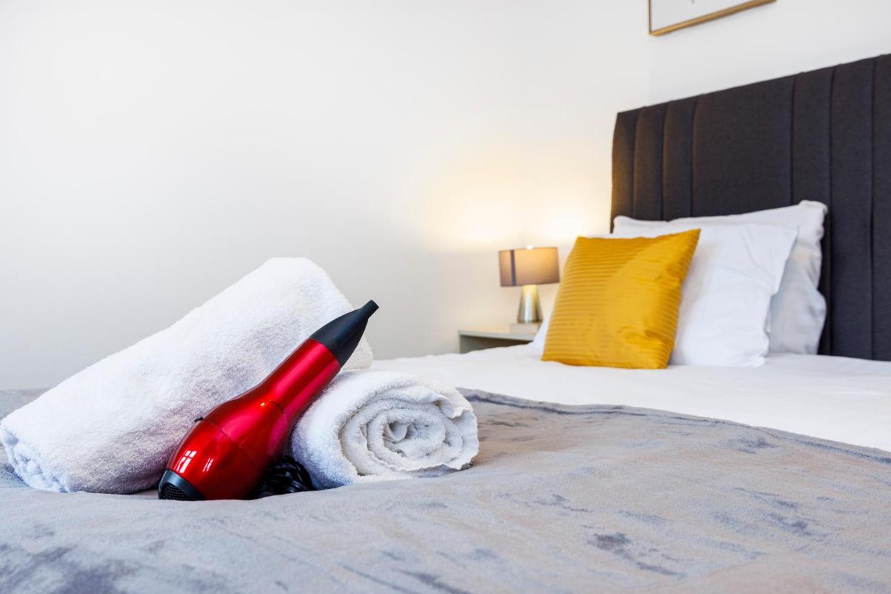 Lovely 2 Bd Hse With Parking Near Excel London Exteriör bild